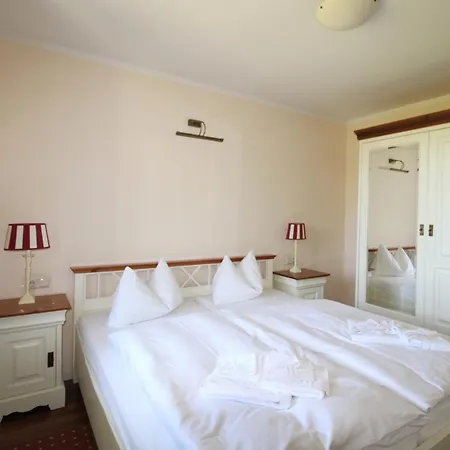 Saatmann Komfort 5 * Ahrenshoop