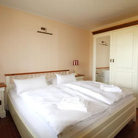 Saatmann Komfort 5 Apartament *